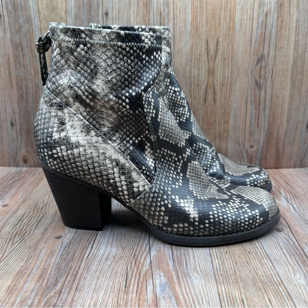 Dolce Vita Snake Skin Zip Up Ankle Boots Booties Women's Size 7.5